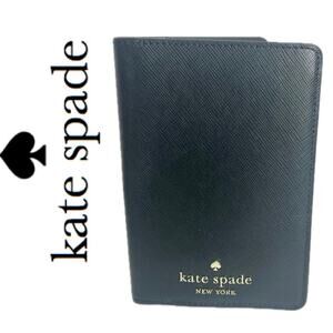 KATE SPADE PASSPORT WALLET SAFFIANO LEATHER BLACK CARDS HOLDER VERSATILE CHIC